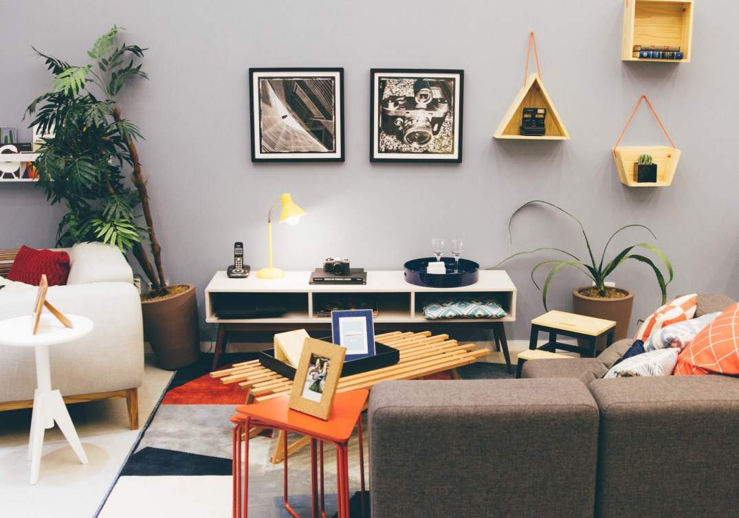5 dicas profissionais para ter uma sala moderna e cheia de tecnologia